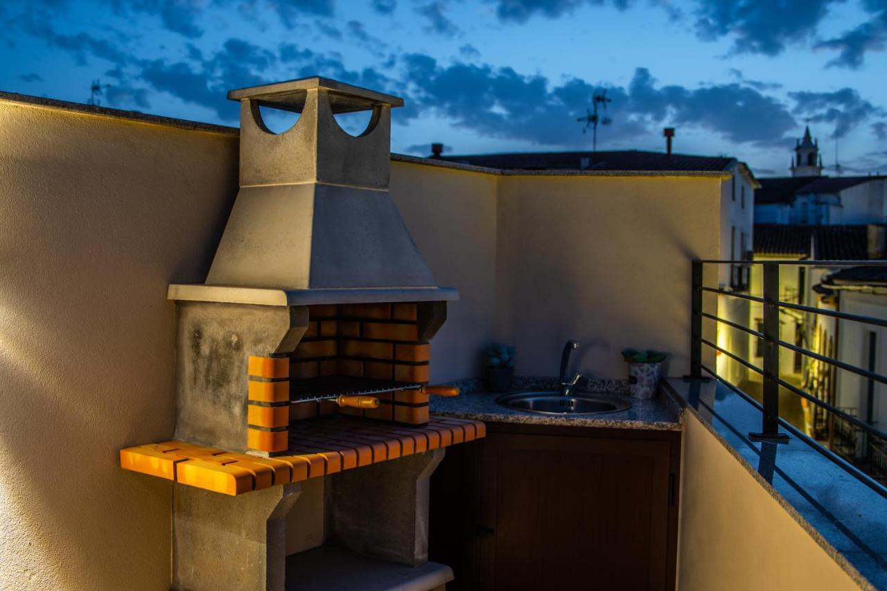 Apartamentos Turisticos El Altozano Fuentes De Leon Екстер'єр фото