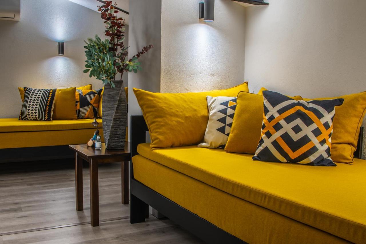 Apartamentos Turisticos El Altozano Fuentes De Leon Екстер'єр фото