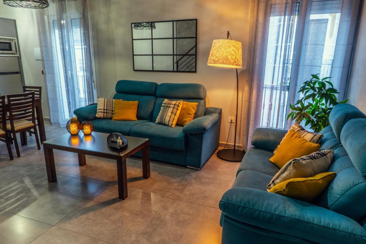Apartamentos Turisticos El Altozano Fuentes De Leon Екстер'єр фото